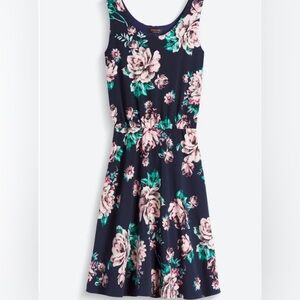 Renee C Zalia Knit Dress Fit and Flare Navy Floral Dress Size Small